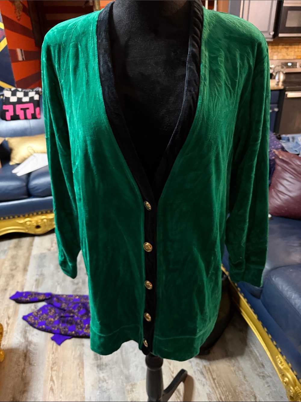 Vintage The Knit Women's Emerald Green Velvet like Button-Front Sweater